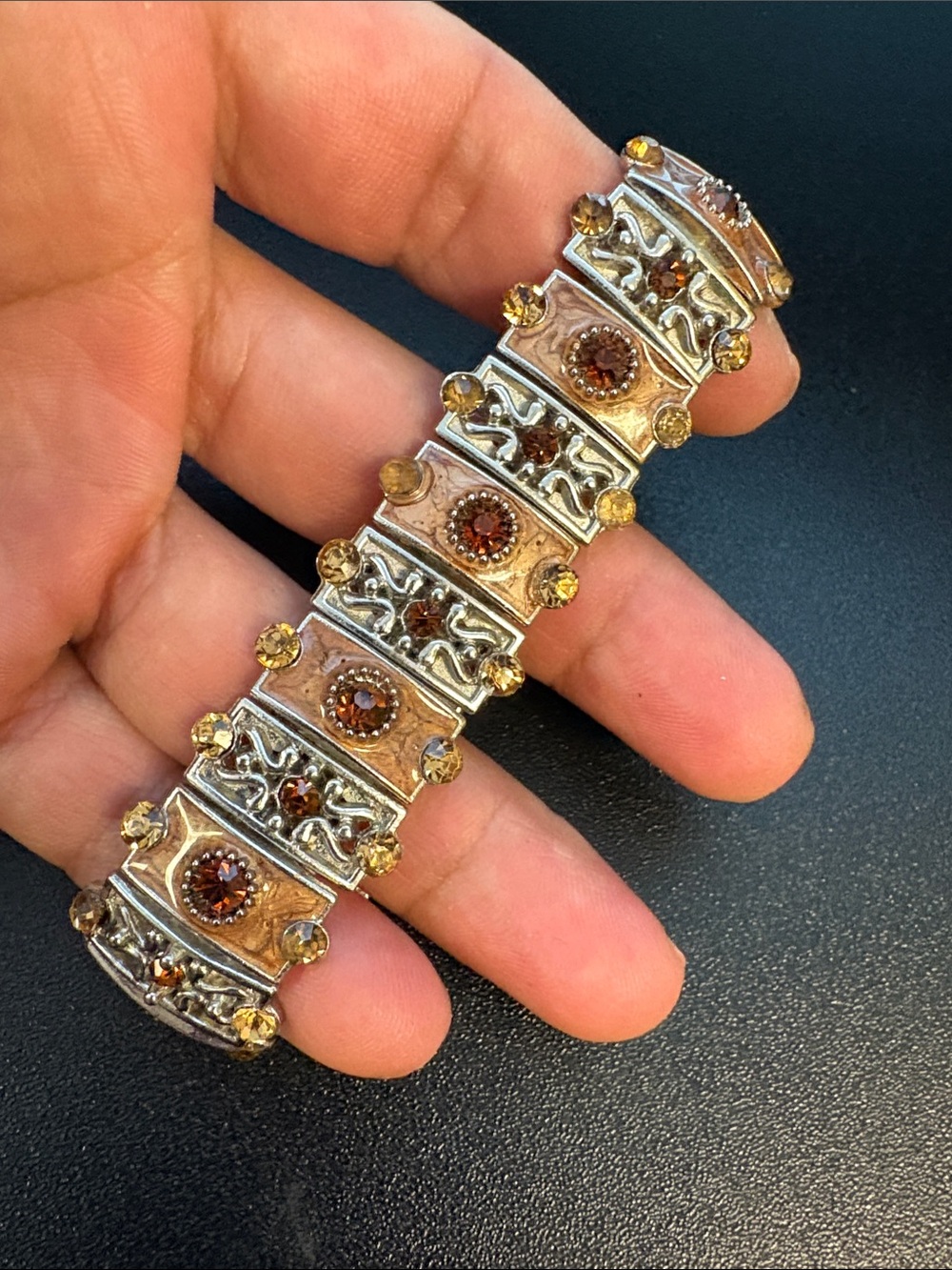 Pretty Silver-Tone Brown Crystal Link Statement Stretch Bracelet